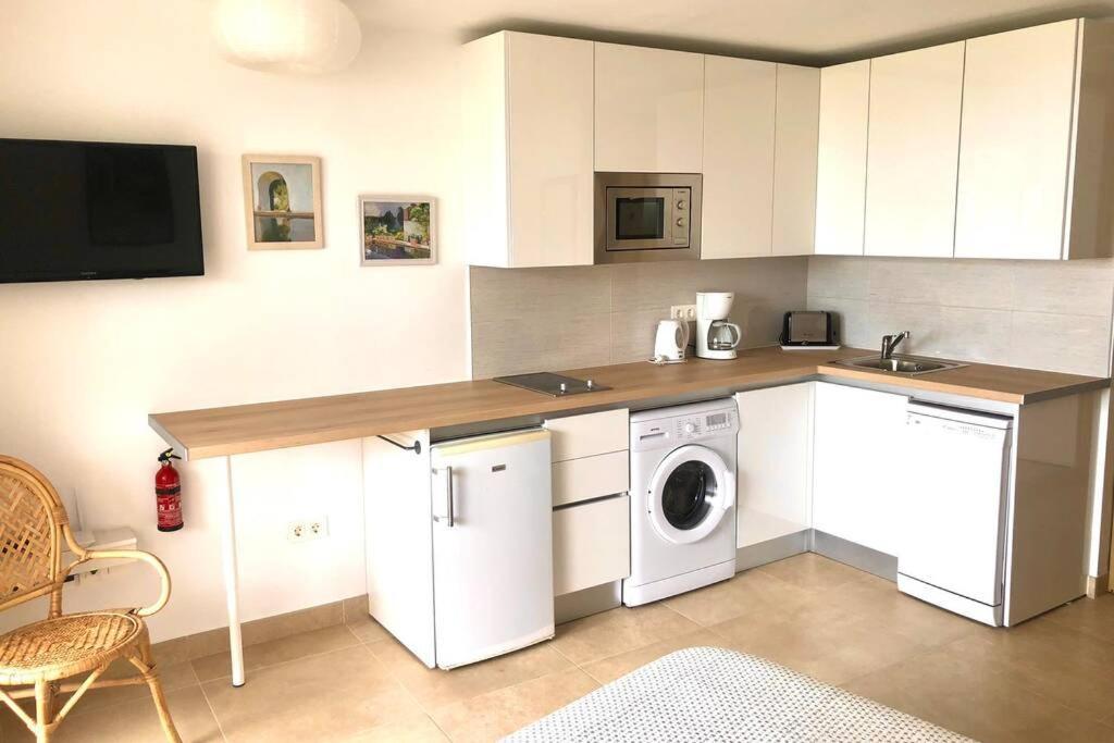 Modern & Spacious Studio Isla, Puerto Del Carmen ティアス エクステリア 写真