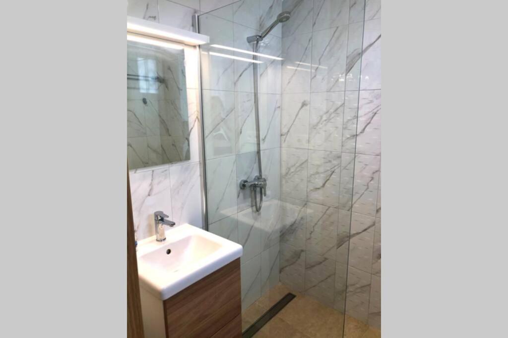 Modern & Spacious Studio Isla, Puerto Del Carmen ティアス エクステリア 写真